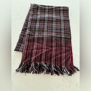 Elegant Plaid Fringe Scarf